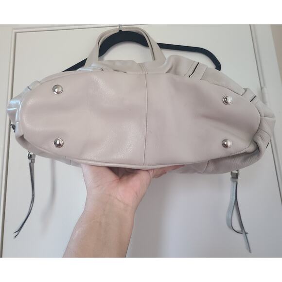 B. Makowsky Butter Soft Leather Large Tote Shoulder Bag Double Handle - Picture 12 of 16